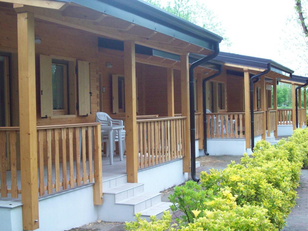 Villaggio Samoa Лидо-делле-Национи Экстерьер фото